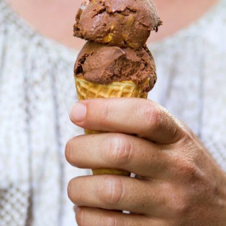 Mexican Chocolate & Almond Ice Cream
