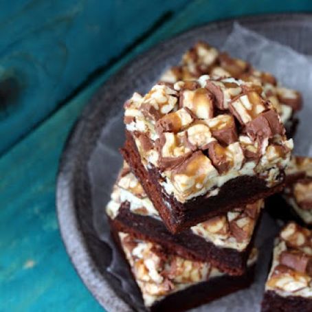 Snickers Cheesecake Brownies