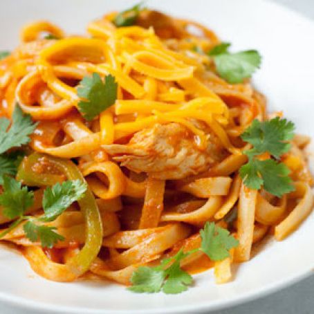 One-Pot Cheesy Chicken Fettuccine