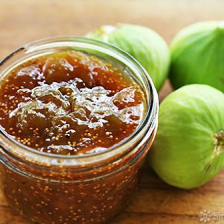 Toast with Apricot-Fig Spread