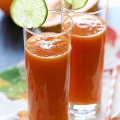 Tropical Papaya Batido (fruit shake)