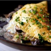 MUSHROOM OMELET w/CHIVES