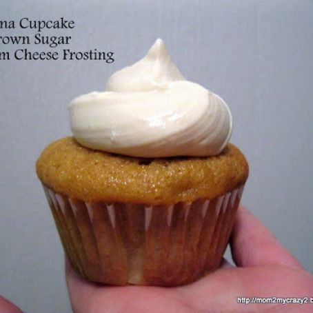 Banana Cupcake w/ Brown Sugar Cream Cheese Frosting
