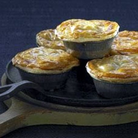 Thai chicken and coconut pot pies