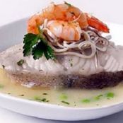 PESCADO EN SALSA VERDE CON ANGULAS Y CAMARONES