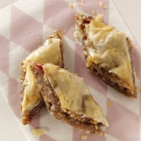 Buttery Rhubarb Baklava Recipe