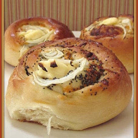 Gunn's Cheese Onion Buns