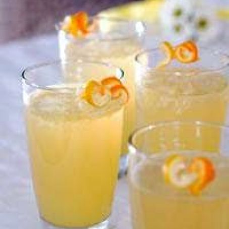 Cocktails (Lemonade Champagne Cocktail)