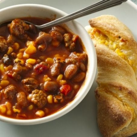 Chili with Twisted Cheesy Cornsticks