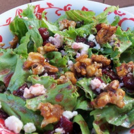 Gargonzola-Walnut Salad