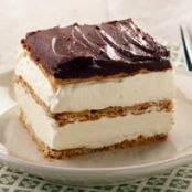 Graham Cracker Eclair Cake