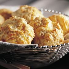 Bisquick Heart Smart® Cheese-Garlic Biscuits W. W. Points Plus  3