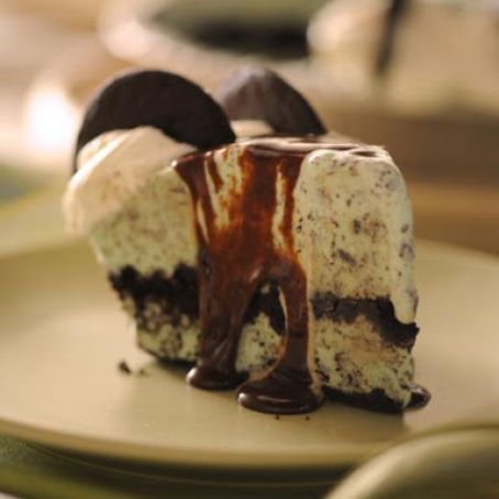 Mint Chocolate Chip Ice Cream Pie