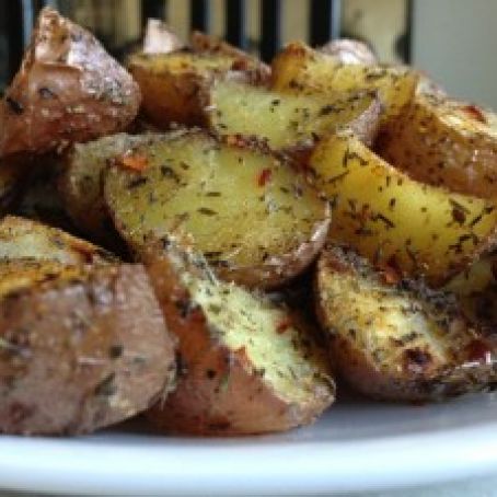 Roasted Red Potatoes with Thyme and Basil