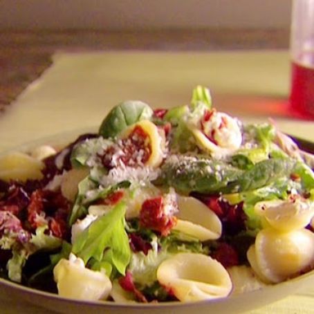 Pasta with Mixed Greens and Goat Cheese