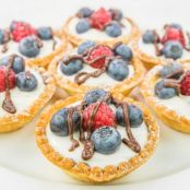 NO-BAKE BLUEBERRY TARTS