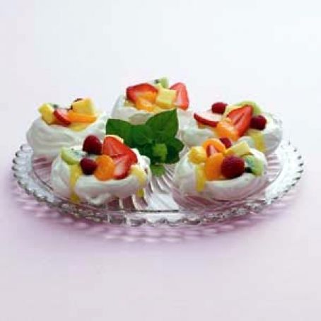 Easter Meringue Cups