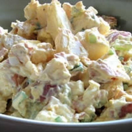 BEST HOMEMADE POTATO SALAD