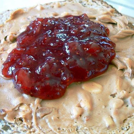 Strawberry Jam, Perfected (using no pectin)