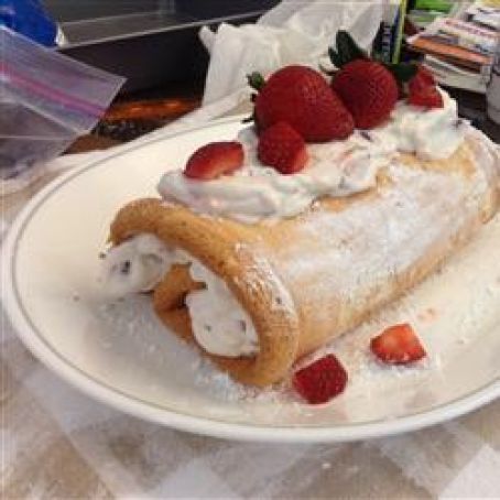 Angel Food Cake and Strawberry Cream Roll
