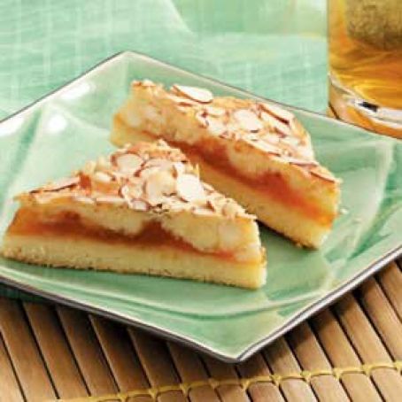 Almond Apricot Bars Recipe