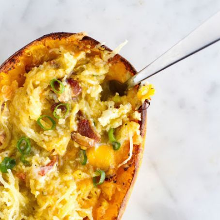 Breakfast Spaghetti Squash (Bacon & Egg)