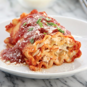 Creamy Chicken Lasagna Roll-Ups