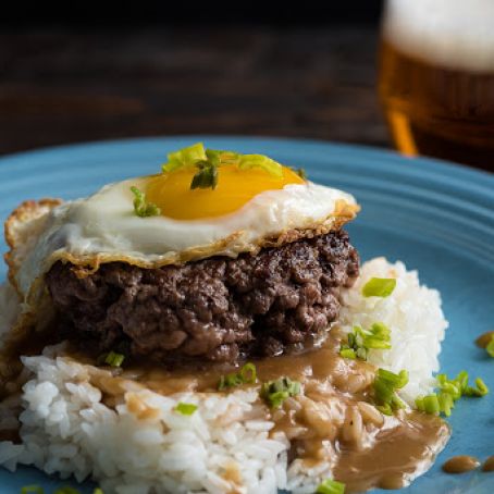 Loco Moco With Roasted Garlic Gravy