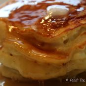 Fluffy Eggnog & Vanilla Bean Pancakes