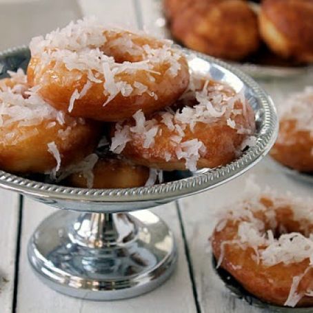 Pina Colada Donuts