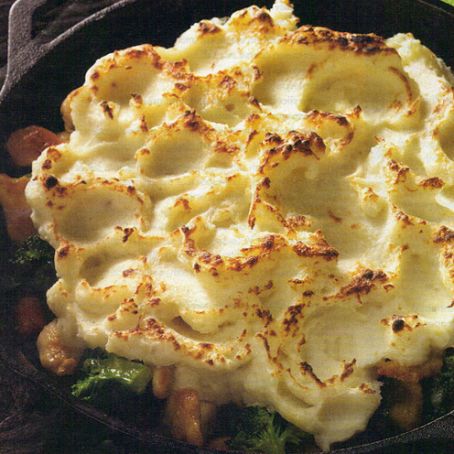 SKILLET CHICKEN-POTATO PIE