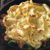 SKILLET CHICKEN-POTATO PIE