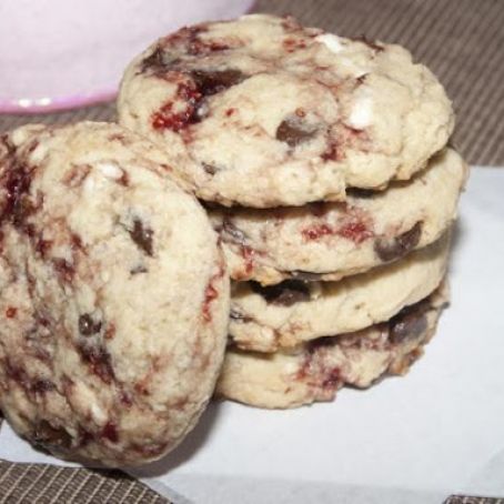 White Chocolate Raspberry Cookies