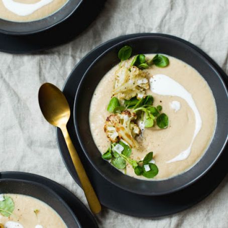 “Creamy” Roasted Cauliflower Soup