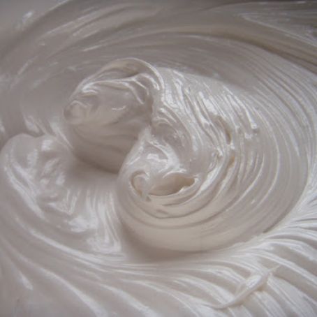 Marshmallow Frosting
