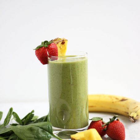 Smoothie - strawberry pineapple smoothie coconut water and spinach