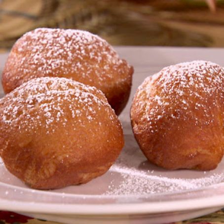 Sandra's Beignets with Raspberry Sauce