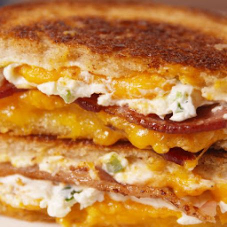Jalapeno Popper Grilled Cheese