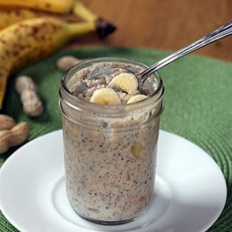 Refrigerator Oatmeal: Peanut Butter Banana