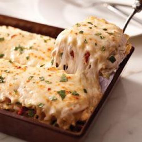 Creamy White Chicken & Artichoke Lasagna