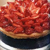 White Chocolate and Strawberry Cheescake