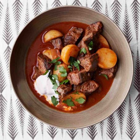 Beef Goulash with Potatoes