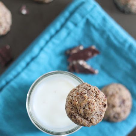 Chocolate chunk {paleo} cookies