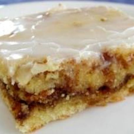 Honey Bun Cake