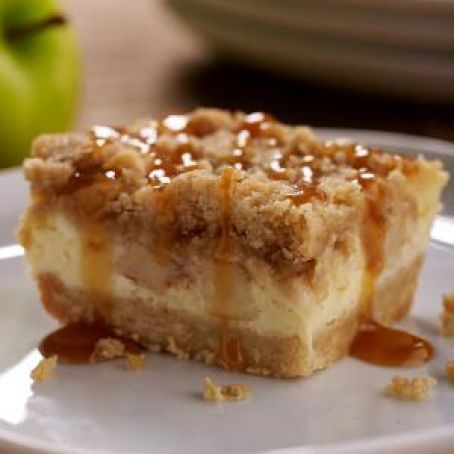 Caramel Apple Cheesecake Bars