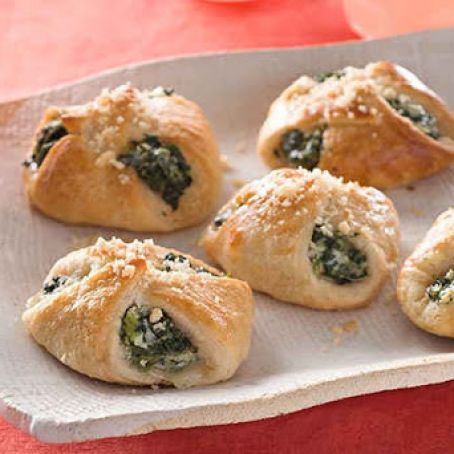 Cheesy Spinach Bundles