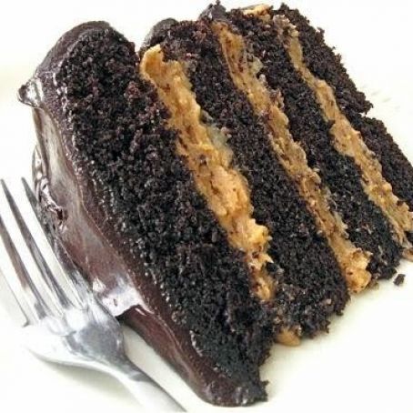 Cake - Buckeye Peanut Butter-Fudge Cake