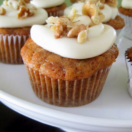 Carrot Cake Cupcakes with White Chocolate Cream Cheese Frosting