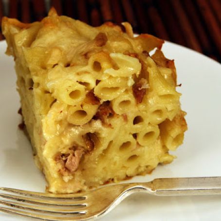 MACARONI AND CHEESE WITH PROSCIUTTO