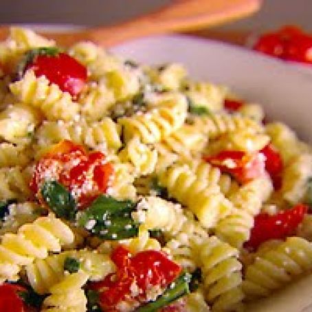 Fusilli with Spinach and Asiago Cheese